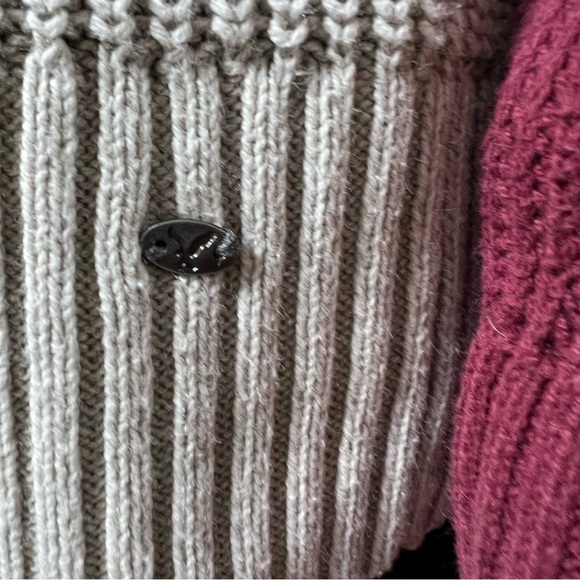 AMERICAN EAGLE OUTFITTERS Sweater Women's Size Medium Maroon Cream Long Sleeve - Picture 3 of 7